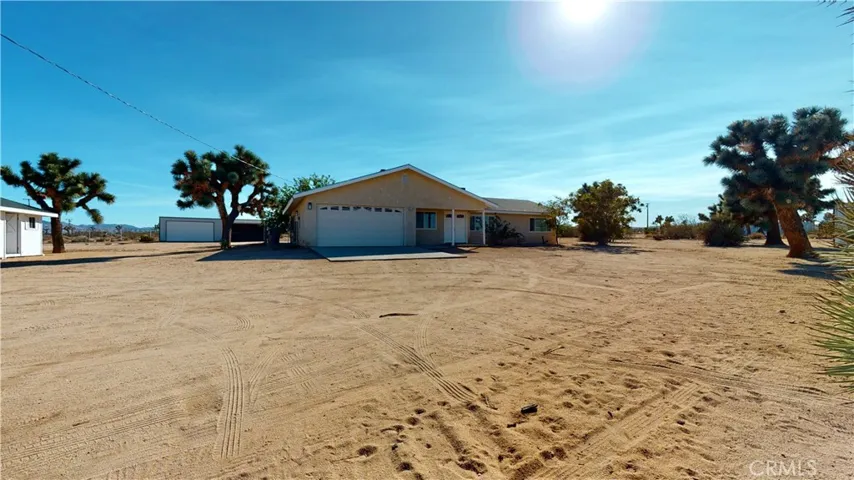 3166 Paradise View Road, Yucca Valley, California 92284