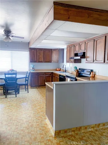 5411 Seven Oaks Way, Santa Margarita, California 93453
