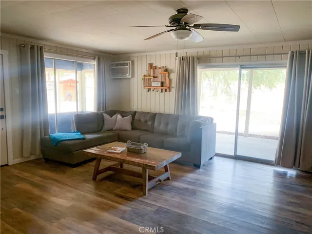 5411 Seven Oaks Way, Santa Margarita, California 93453