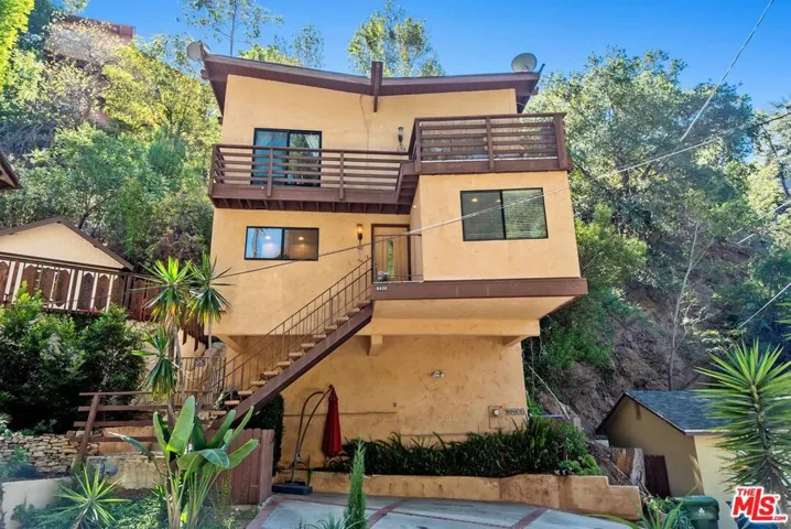 8400 Yucca Trail, Los Angeles, California 90046