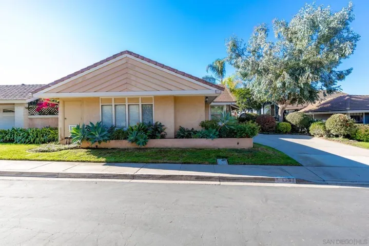 1561 Vaquero Gln, Escondido, California 92026
