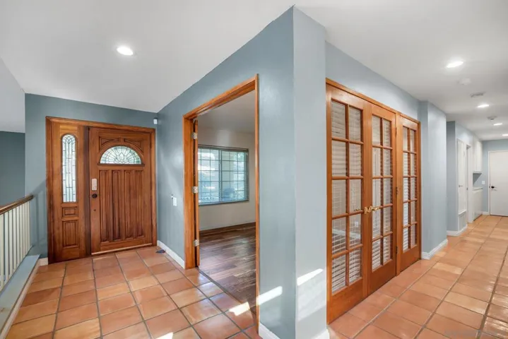 1561 Vaquero Gln, Escondido, California 92026