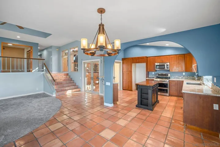 1561 Vaquero Gln, Escondido, California 92026