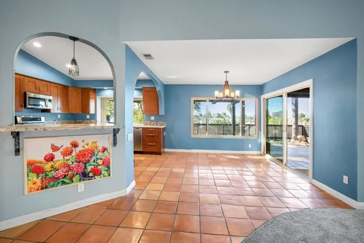 1561 Vaquero Gln, Escondido, California 92026