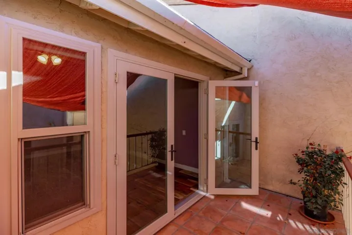 1561 Vaquero Gln, Escondido, California 92026
