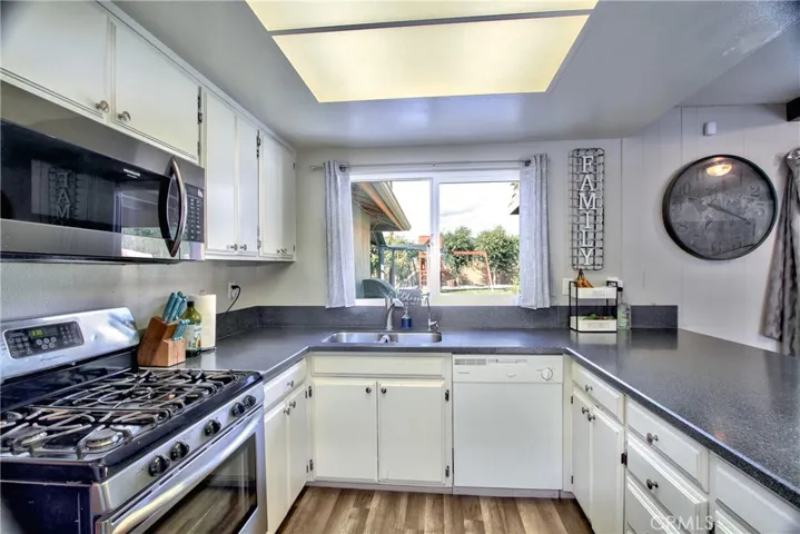 41812 El Camino Drive, Hemet, California 92544