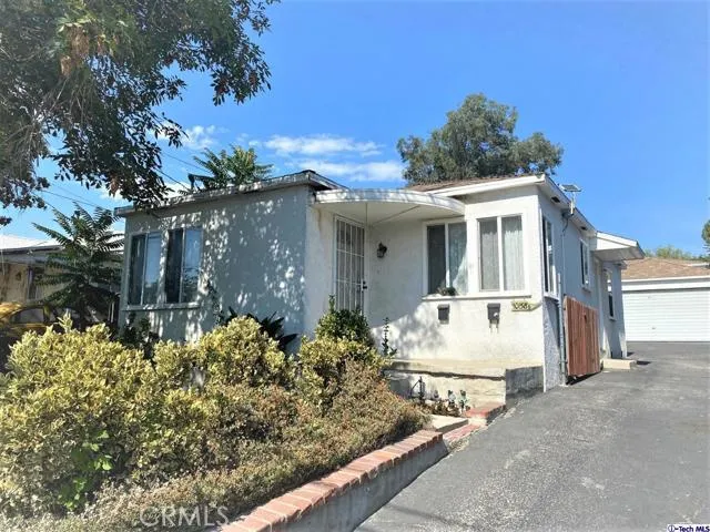10158 Mcclemont Avenue, Tujunga, California 91042