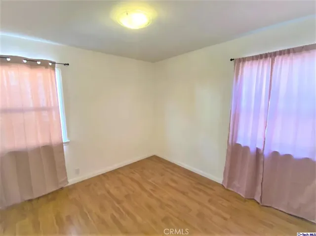 10158 Mcclemont Avenue, Tujunga, California 91042