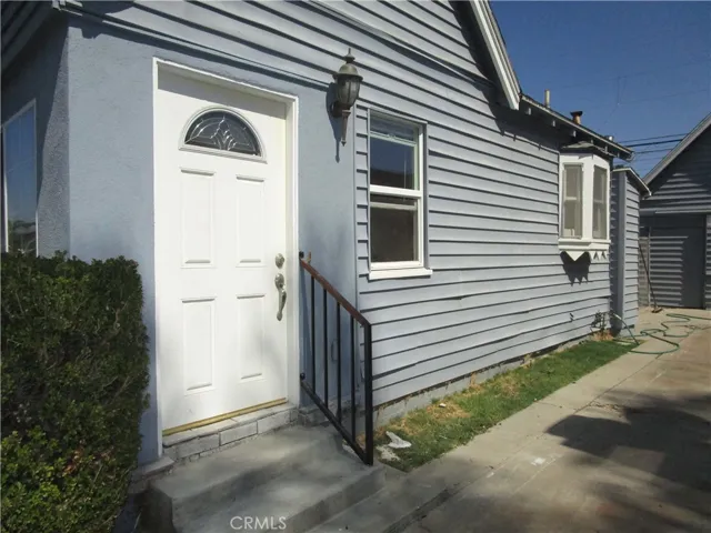 5550 Cerritos Avenue, Long Beach, California 90805