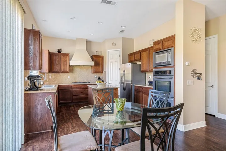 34416 Forest Oaks Drive, Yucaipa, California 92399