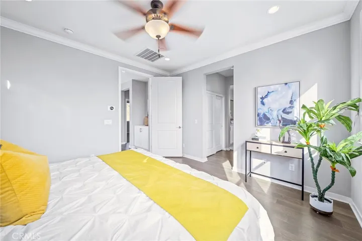 46 Clover, Lake Forest, California 92630