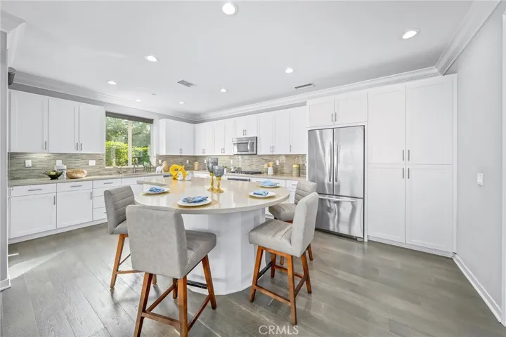 46 Clover, Lake Forest, California 92630