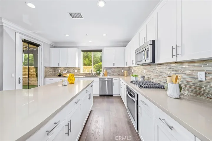 46 Clover, Lake Forest, California 92630
