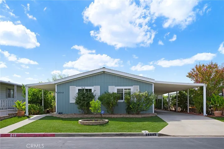 38043 Via Del Largo, Murrieta, California 92563