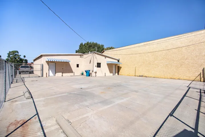 4348 E Los Angeles Ave Simi Valley-23