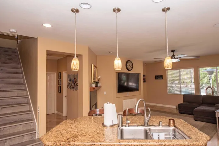 653 Edgewater Drive, San Marcos, California 92078