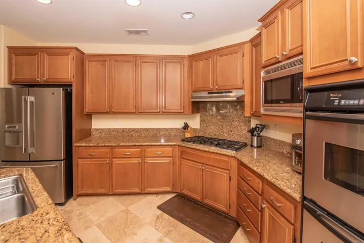 653 Edgewater Drive, San Marcos, California 92078