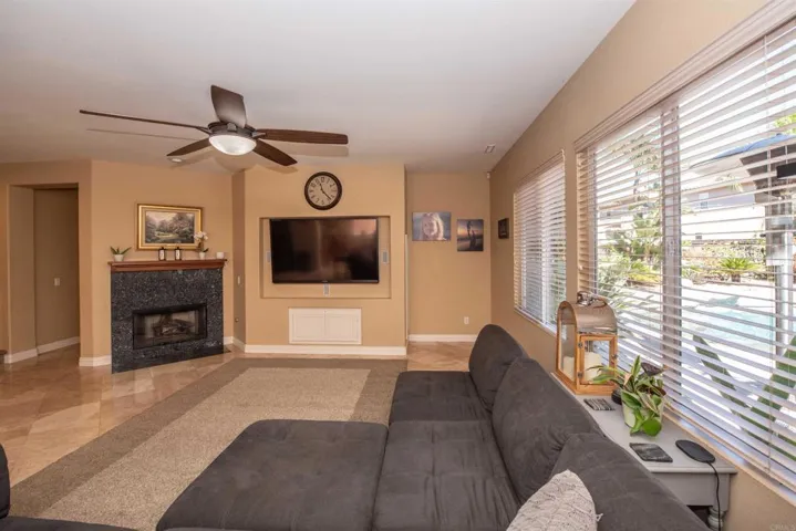 653 Edgewater Drive, San Marcos, California 92078
