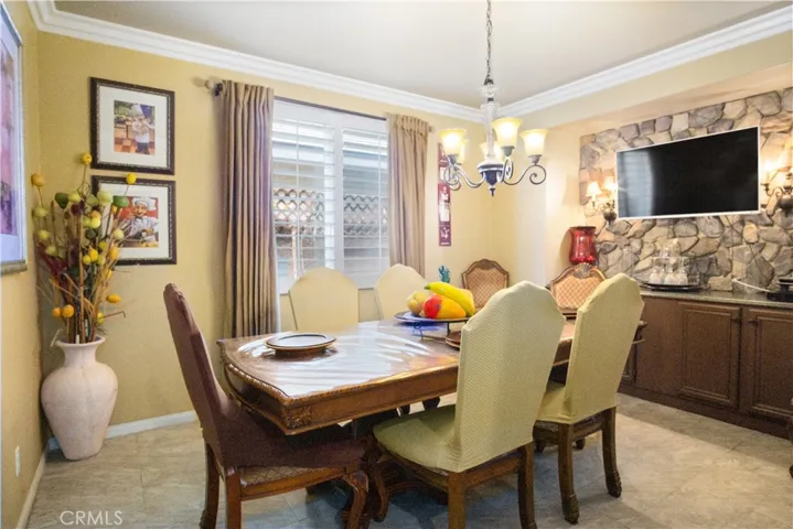 2033 Becket Court, San Jacinto, California 92583