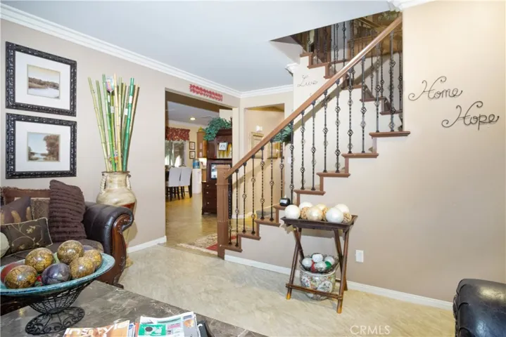 2033 Becket Court, San Jacinto, California 92583