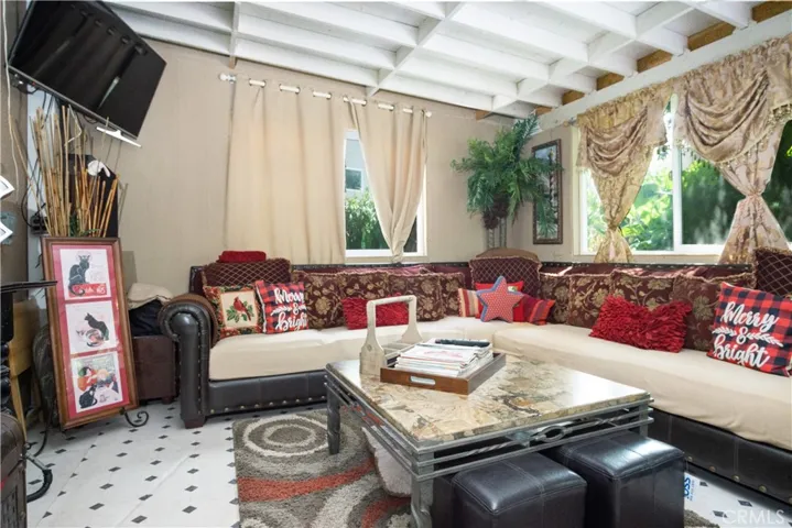 2033 Becket Court, San Jacinto, California 92583