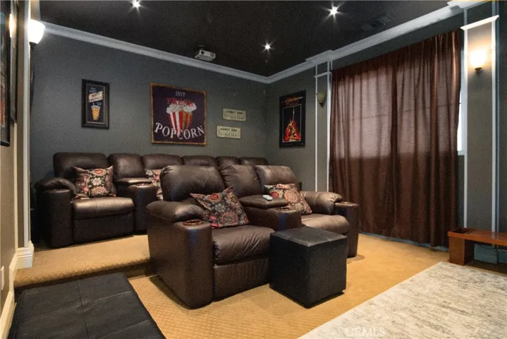 2033 Becket Court, San Jacinto, California 92583