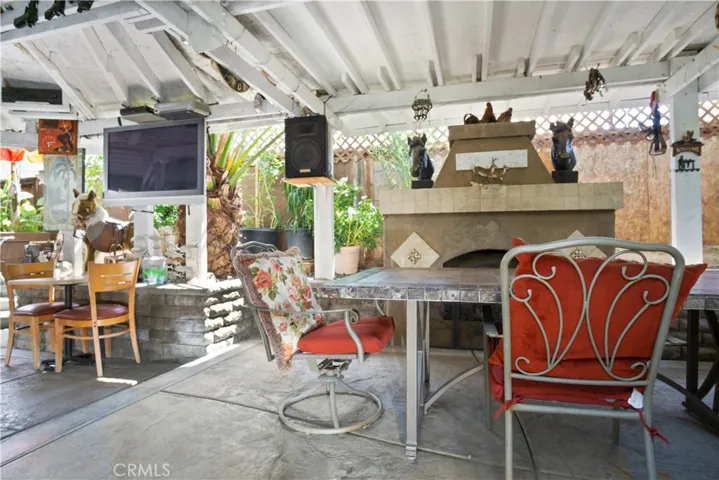 2033 Becket Court, San Jacinto, California 92583