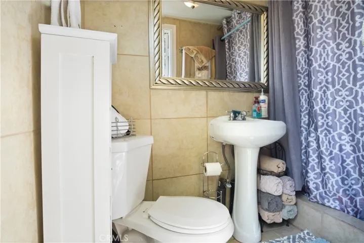 2033 Becket Court, San Jacinto, California 92583