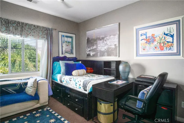 2033 Becket Court, San Jacinto, California 92583