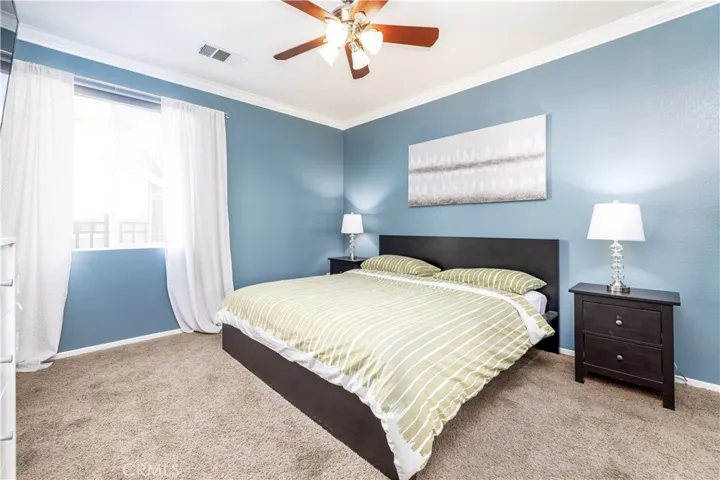 27261 Riverview Lane, Valencia, California 91354