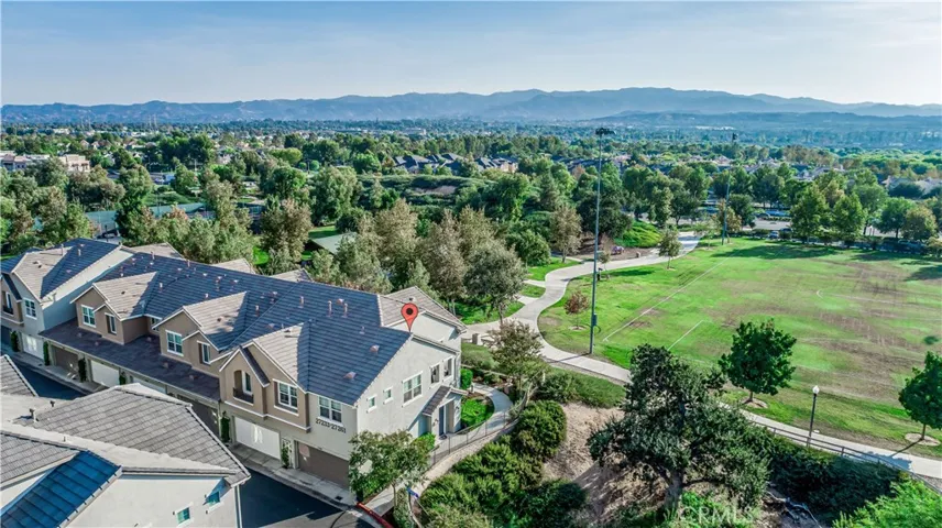 27261 Riverview Lane, Valencia, California 91354