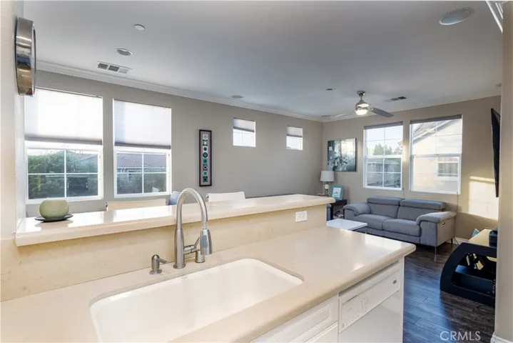 27261 Riverview Lane, Valencia, California 91354