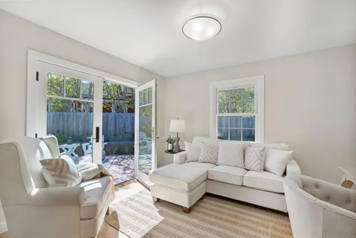 , Los Altos, California 94022