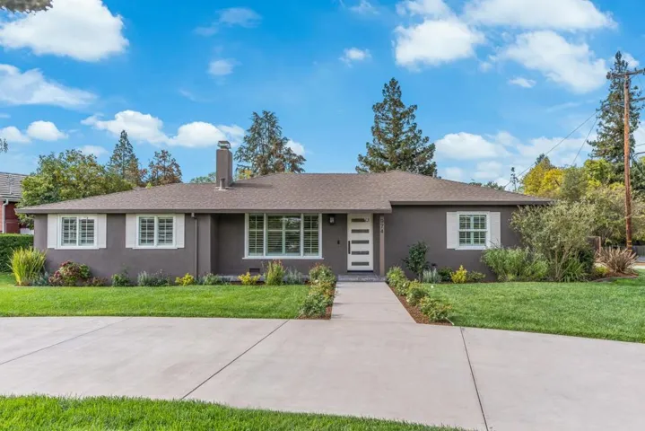 , Los Altos, California 94022