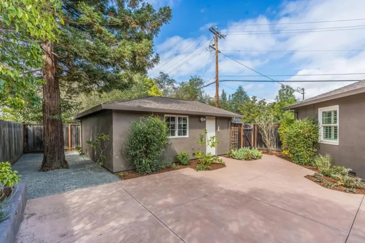 , Los Altos, California 94022