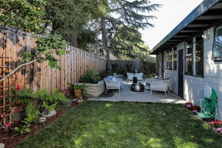 , San Carlos, California 94070