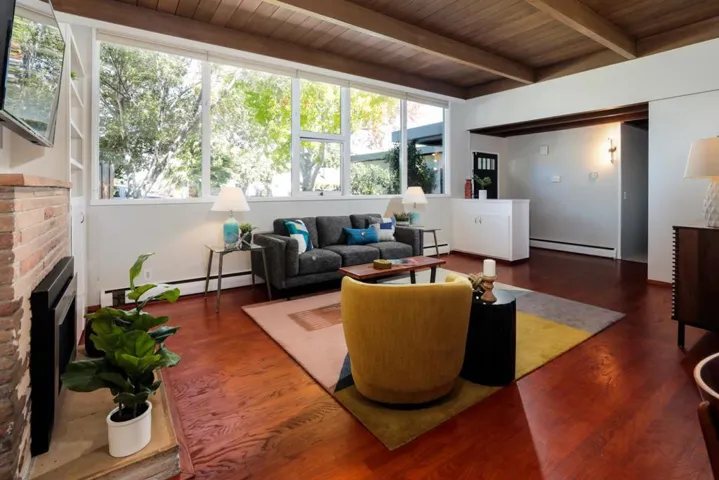 , San Carlos, California 94070