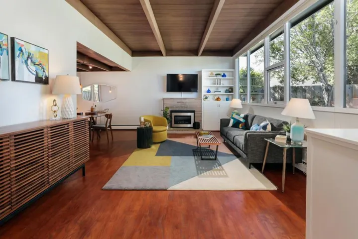 , San Carlos, California 94070