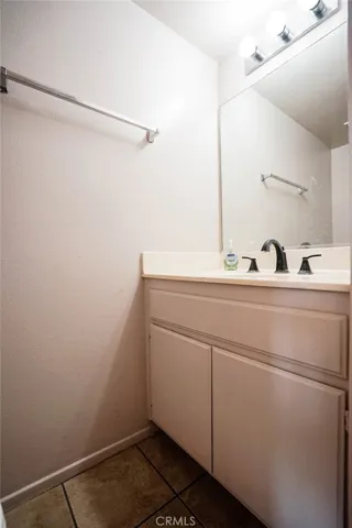 398 W Electric Avenue, La Habra, California 90631