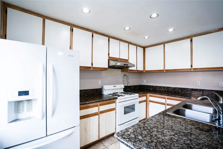 398 W Electric Avenue, La Habra, California 90631