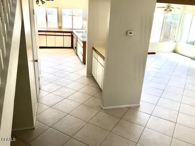 003_Kitchen Area