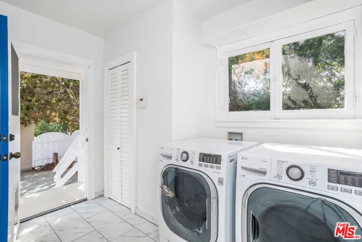 7642 Lexington Avenue, West Hollywood, California 90046