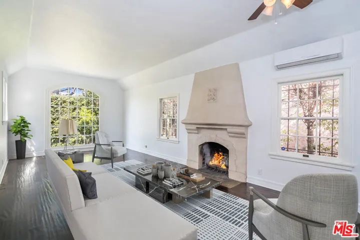7642 Lexington Avenue, West Hollywood, California 90046