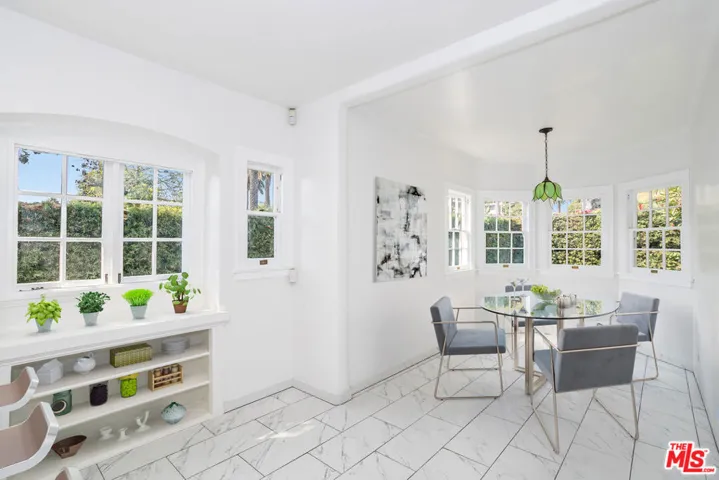 7642 Lexington Avenue, West Hollywood, California 90046