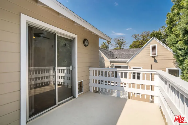 7642 Lexington Avenue, West Hollywood, California 90046