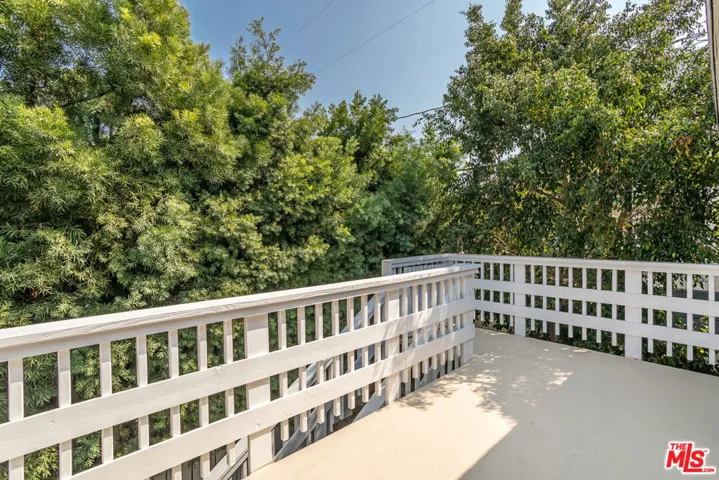 7642 Lexington Avenue, West Hollywood, California 90046