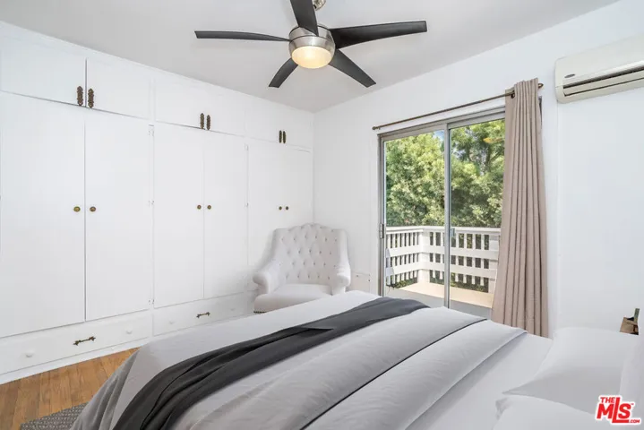 7642 Lexington Avenue, West Hollywood, California 90046