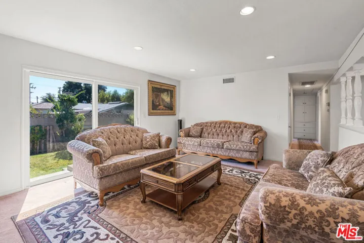 6127 Temple City Boulevard, Temple City, California 91780