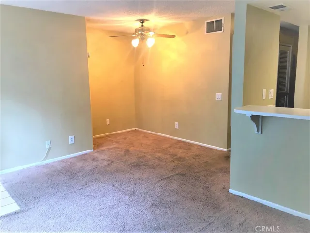 18209 Sierra 106, Canyon Country, California 91351