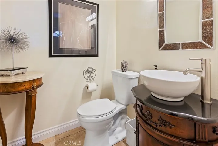 Powder room 1st. level